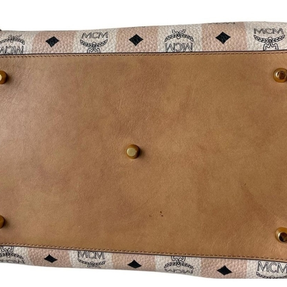 Only Used One - Picture 4 of 4